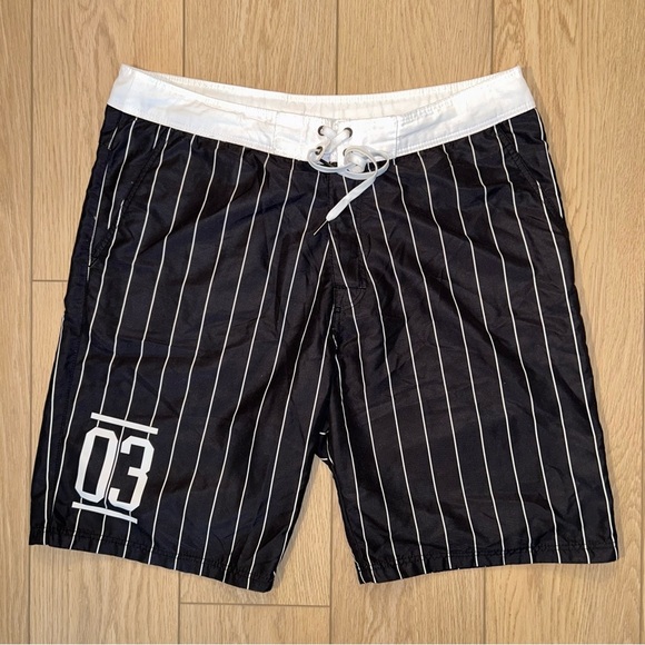 Sports Swim Shorts Size XL - Picture 1 of 3